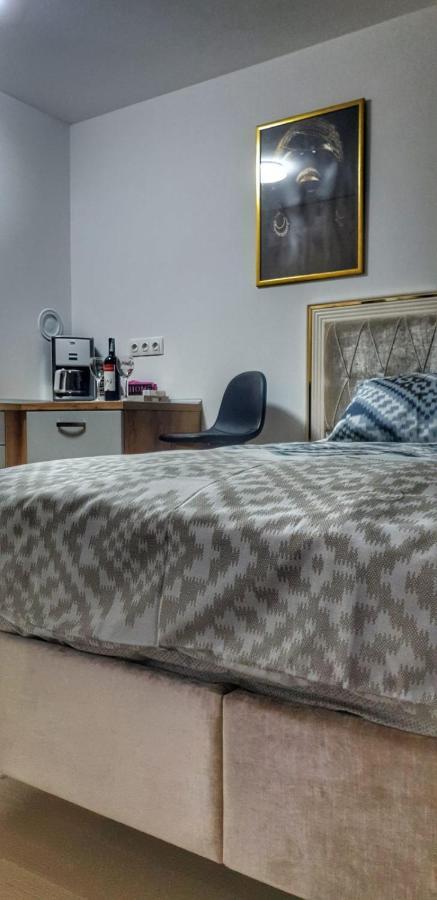 Ferienwohnung Identity By Nights & Smiles Tuzla Exterior foto