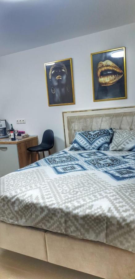 Ferienwohnung Identity By Nights & Smiles Tuzla Exterior foto