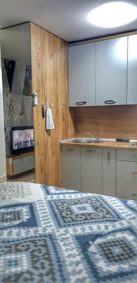 Ferienwohnung Identity By Nights & Smiles Tuzla Exterior foto
