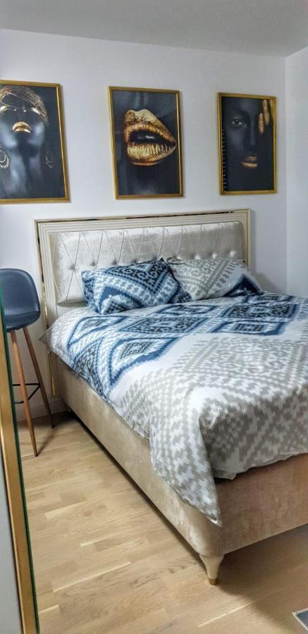 Ferienwohnung Identity By Nights & Smiles Tuzla Exterior foto