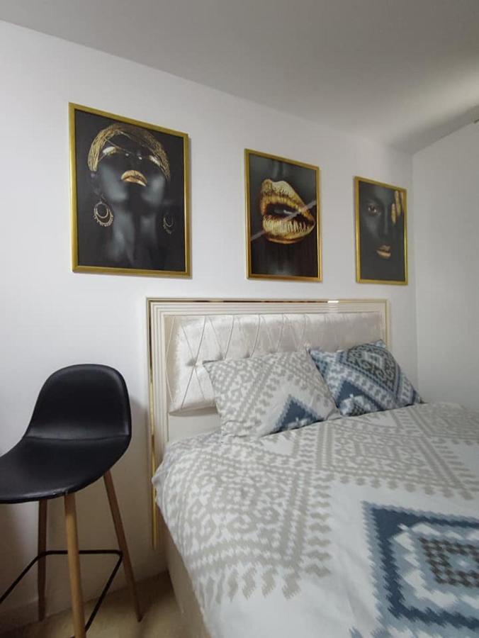 Ferienwohnung Identity By Nights & Smiles Tuzla Exterior foto